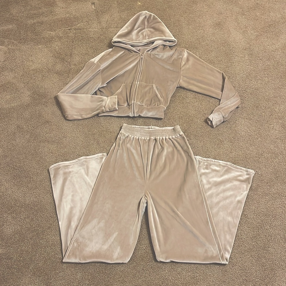 Skims XS nude velour tracksuit.